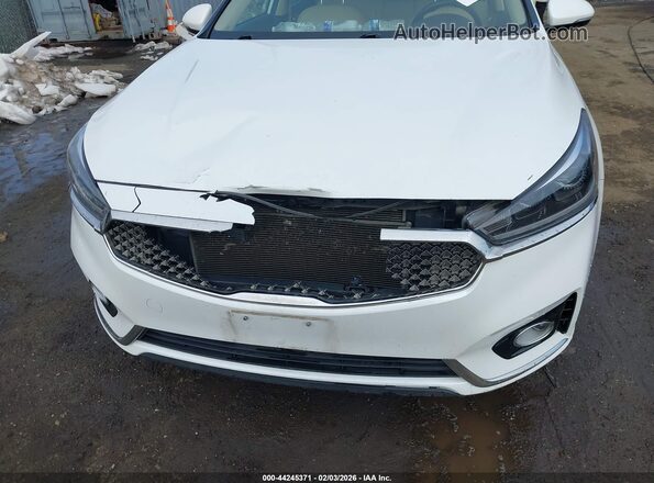 KNALB4J18H5086997 2017 KIA CADENZA White Front view