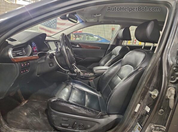 KNALC4J11J5100340 2018 KIA CADENZA Gray Front interior view
