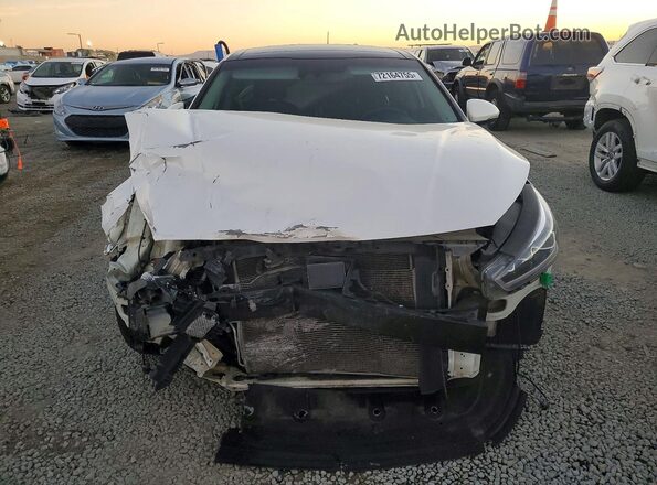 KNALC4J13J5099790 2018 KIA CADENZA White Widok z przodu