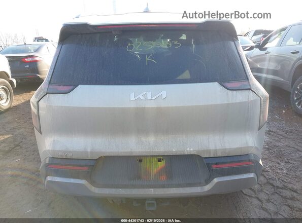 KNDADFS51R6025083 2024 KIA EV9 Silver 