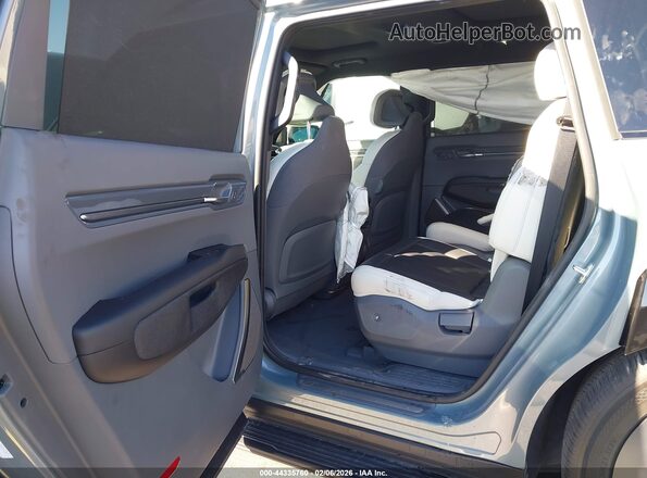 KNDAEFS50R6051249 2024 KIA EV9 Gray Vista de la etiqueta del VIN