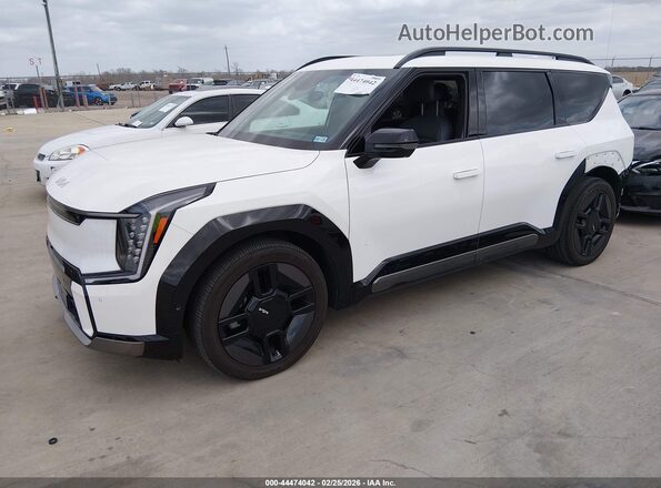 KNDAEFS57R6024839 2024 KIA EV9 White 