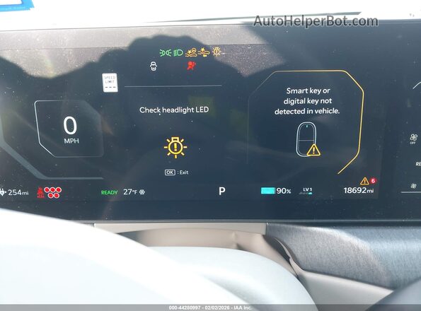 KNDAFFS55R6037165 2024 KIA EV9 Gray Вид задніх сидінь