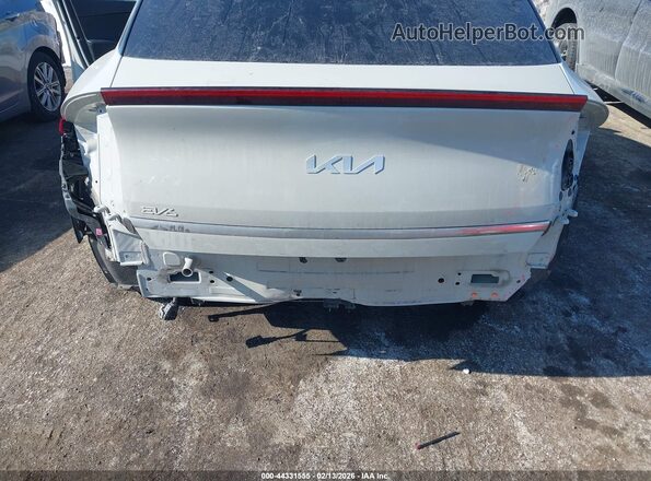 KNDC3DLC2P5158564 2023 KIA EV6 Cream 