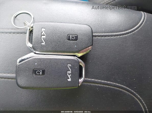KNDC3DLC5N5060139 2022 KIA EV6 Gray Widok deski rozdzielczej