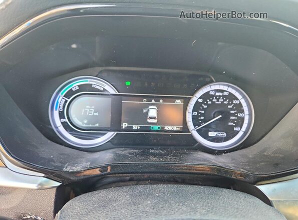 KNDCB3LC0N5546273 2022 KIA NIRO White 