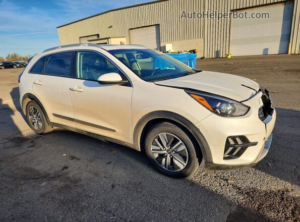 KNDCB3LC0N5546273 2022 KIA NIRO White 