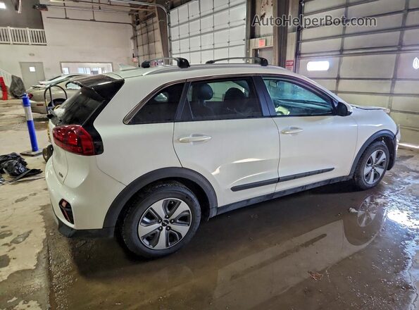 KNDCB3LC4N5534689 2022 KIA NIRO White Trasero derecho