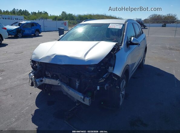 KNDCB3LC6L5399521 2020 KIA NIRO Серебряный 