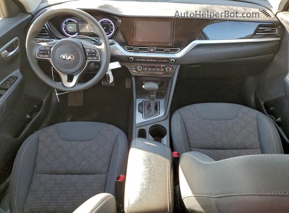 KNDCB3LC8M5486600 2021 KIA NIRO Silver Առջևի վահանակի տեսք