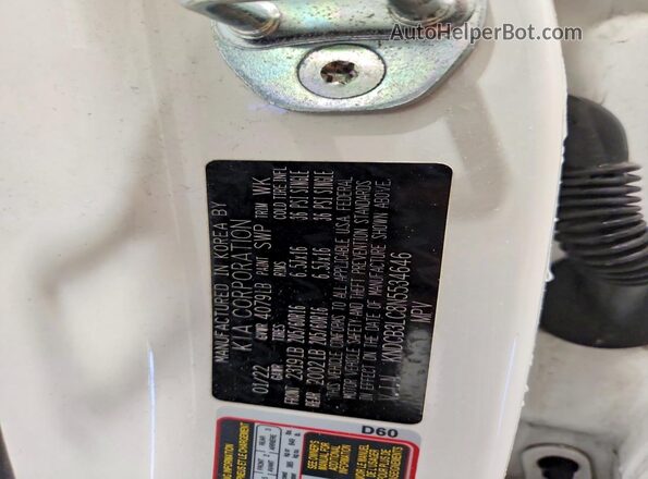 KNDCB3LC8N5534646 2022 KIA NIRO White Панорамний вид салону 360°