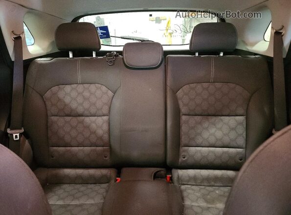 KNDCB3LC8N5534646 2022 KIA NIRO White Вид задніх сидінь