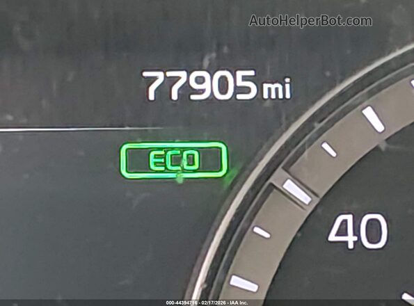 KNDCC3LD2J5186942 2018 KIA NIRO PLUG-IN HYBRID Black 