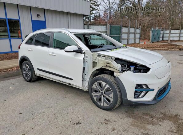 KNDCC3LG3N5159846 2022 KIA NIRO White Przód prawy