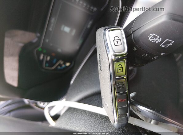KNDCD3LD8N5547870 2022 KIA NIRO PLUG-IN HYBRID Black Dashboard view