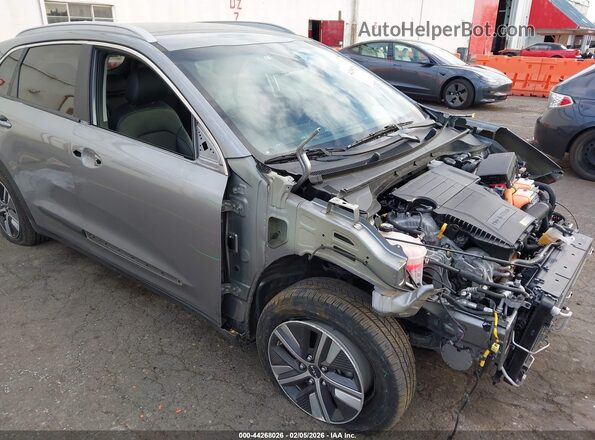 KNDCD3LD9N5531094 2022 KIA NIRO PLUG-IN HYBRID Silver Front view