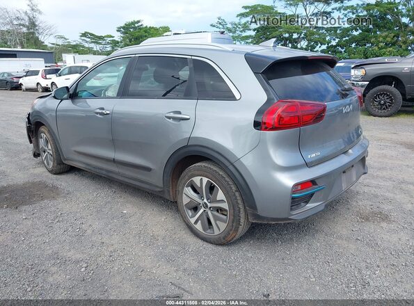 KNDCE3LG1N5152338 2022 KIA NIRO EV Silver 