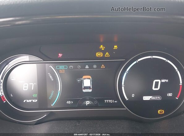 KNDCE3LG4L5047273 2020 KIA NIRO EV White Widok tylnych siedzeń