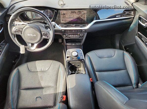 KNDCE3LG6N5135101 2022 KIA NIRO Black Vista del salpicadero
