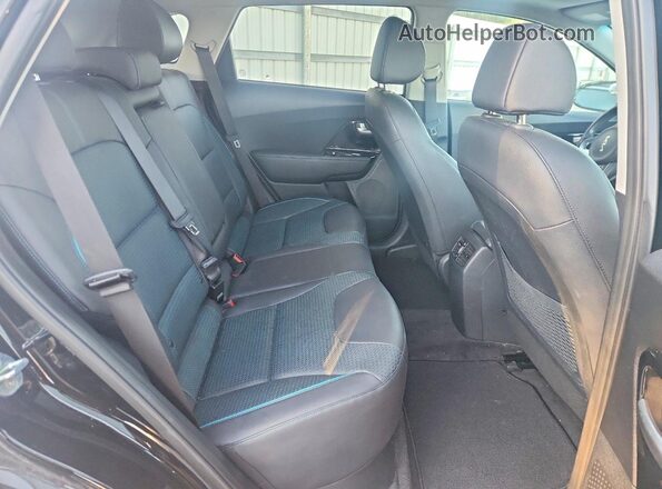 KNDCE3LG6N5135101 2022 KIA NIRO Black Vista interior trasera