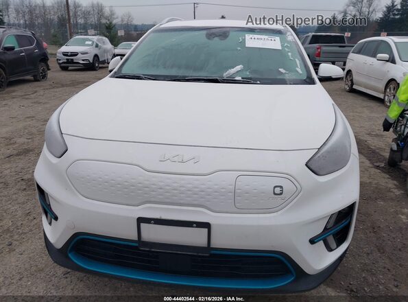 KNDCE3LG8N5144463 2022 KIA NIRO EV White Widok z przodu