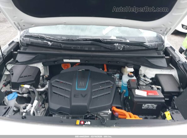 KNDCE3LG8N5144463 2022 KIA NIRO EV White Widok z tyłu