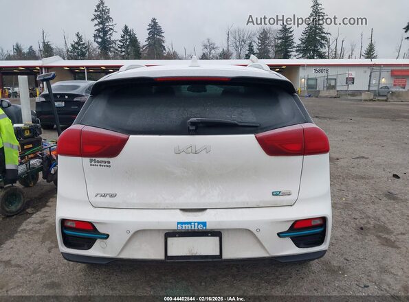 KNDCE3LG8N5144463 2022 KIA NIRO EV White 