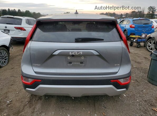 KNDCP3LE4P5070440 2023 KIA NIRO Gray 