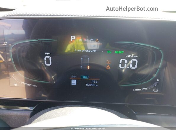 KNDCR3LE1R5197093 2024 KIA NIRO Blue 