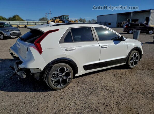 KNDCR3LE5P5100040 2023 KIA NIRO White 