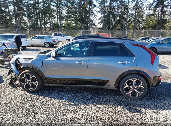 KNDCR3LF6R5124231 2024 KIA NIRO PLUG-IN HYBRID Gray Սալոնի 360 աստիճան տեսք