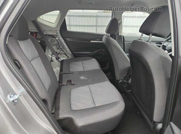 KNDEPCAA4T7833144 2026 KIA SELTOS Gray Вид задньої частини салону