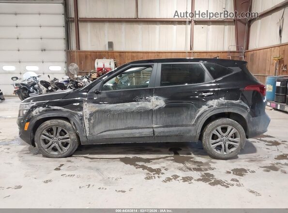 KNDEPCAA7P7408863 2023 KIA SELTOS Black 