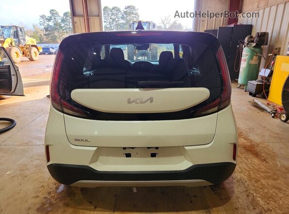 KNDJ23AU0P7843800 2023 KIA SOUL White 
