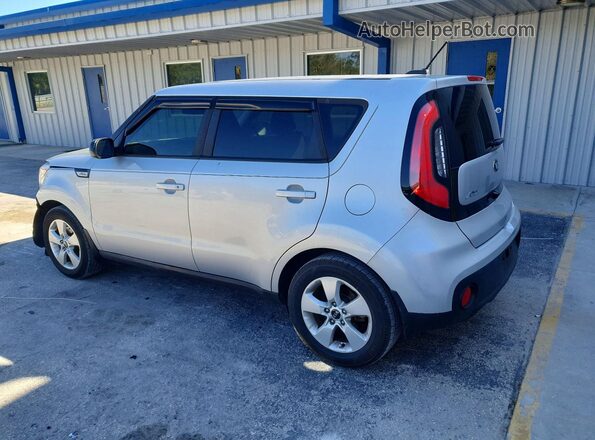 KNDJN2A20H7465415 2017 KIA SOUL Silver Rear left