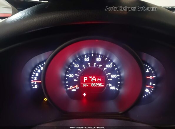 KNDJN2A23K7638240 2019 KIA SOUL Красный Вид задних сидений