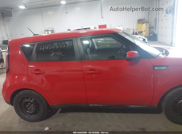 KNDJN2A23K7638240 2019 KIA SOUL Красный Вид задней части салона