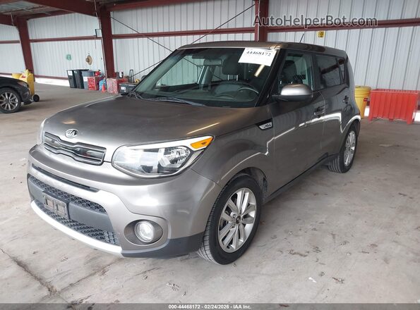 KNDJP3A56J7538366 2018 KIA SOUL Gray 