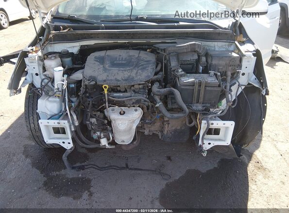 KNDMB5C12H6315694 2017 KIA SEDONA Белый Вид спереди