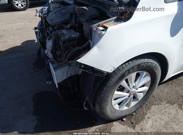 KNDMB5C12H6315694 2017 KIA SEDONA Белый Вид задней части салона