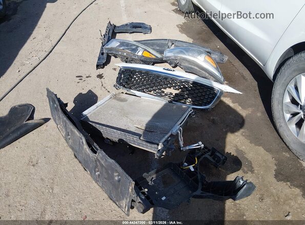 KNDMB5C12H6315694 2017 KIA SEDONA Белый Вид щитка приборов