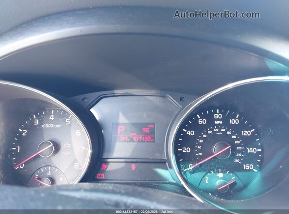 KNDMB5C13G6116409 2016 KIA SEDONA Gray Vista de los asientos traseros