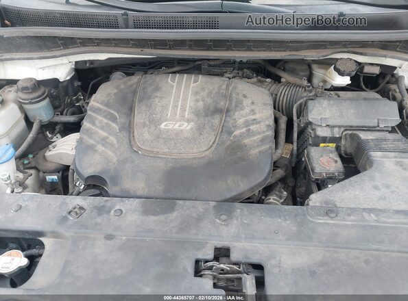 KNDMB5C18J6374786 2018 KIA SEDONA White უკანა ხედი