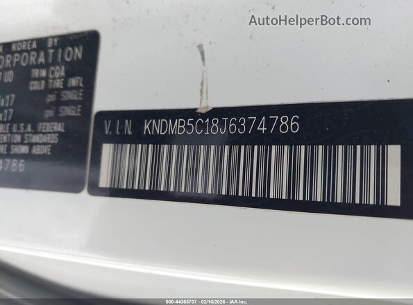 KNDMB5C18J6374786 2018 KIA SEDONA White ძრავის განყოფილების ხედი