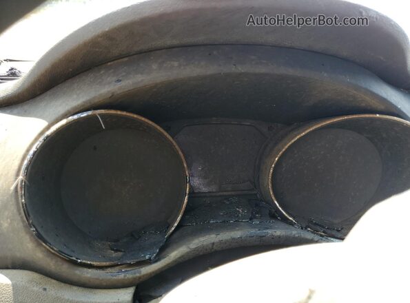 KNDMB5C19L6587183 2020 KIA SEDONA White Instrument cluster view