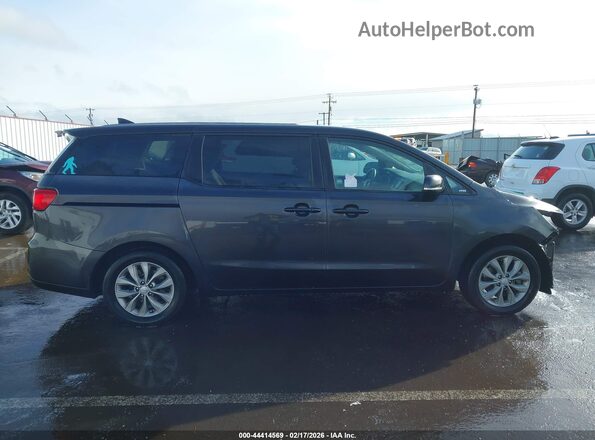 KNDMB5C1XK6548682 2019 KIA SEDONA Gray 360 interior view