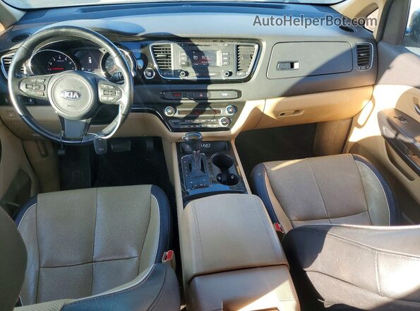 KNDMC5C1XG6100446 2016 KIA SEDONA Cream Widok deski rozdzielczej