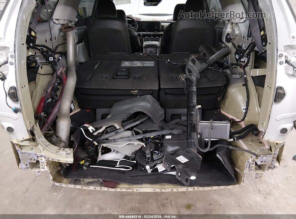 KNDNB4H39P6205488 2023 KIA CARNIVAL MPV Silver 