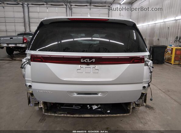 KNDNB4H39P6205488 2023 KIA CARNIVAL MPV Silver 