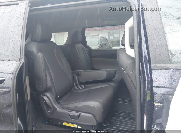 KNDNB5K3XT6577348 2026 KIA CARNIVAL MPV Navy Widok naklejki z numerem VIN